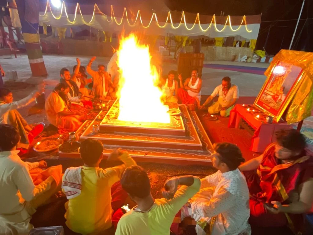 नलखेड़ा मंदिर में विशेष हवन